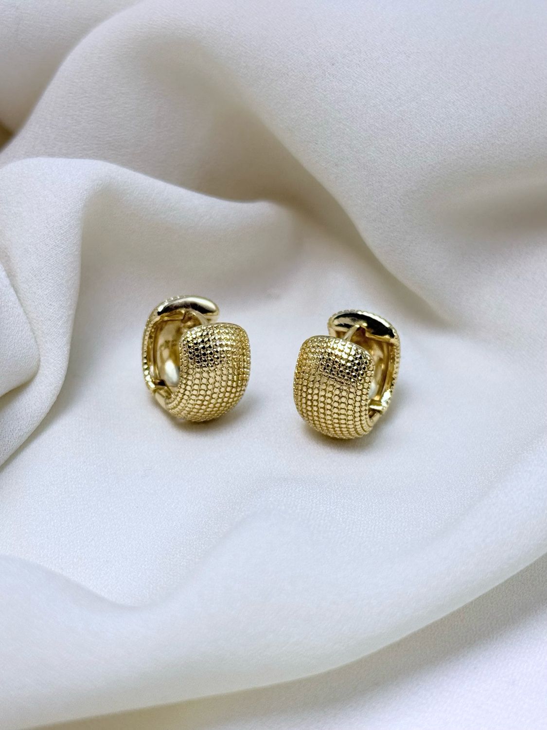 Hoop chunky snake gold