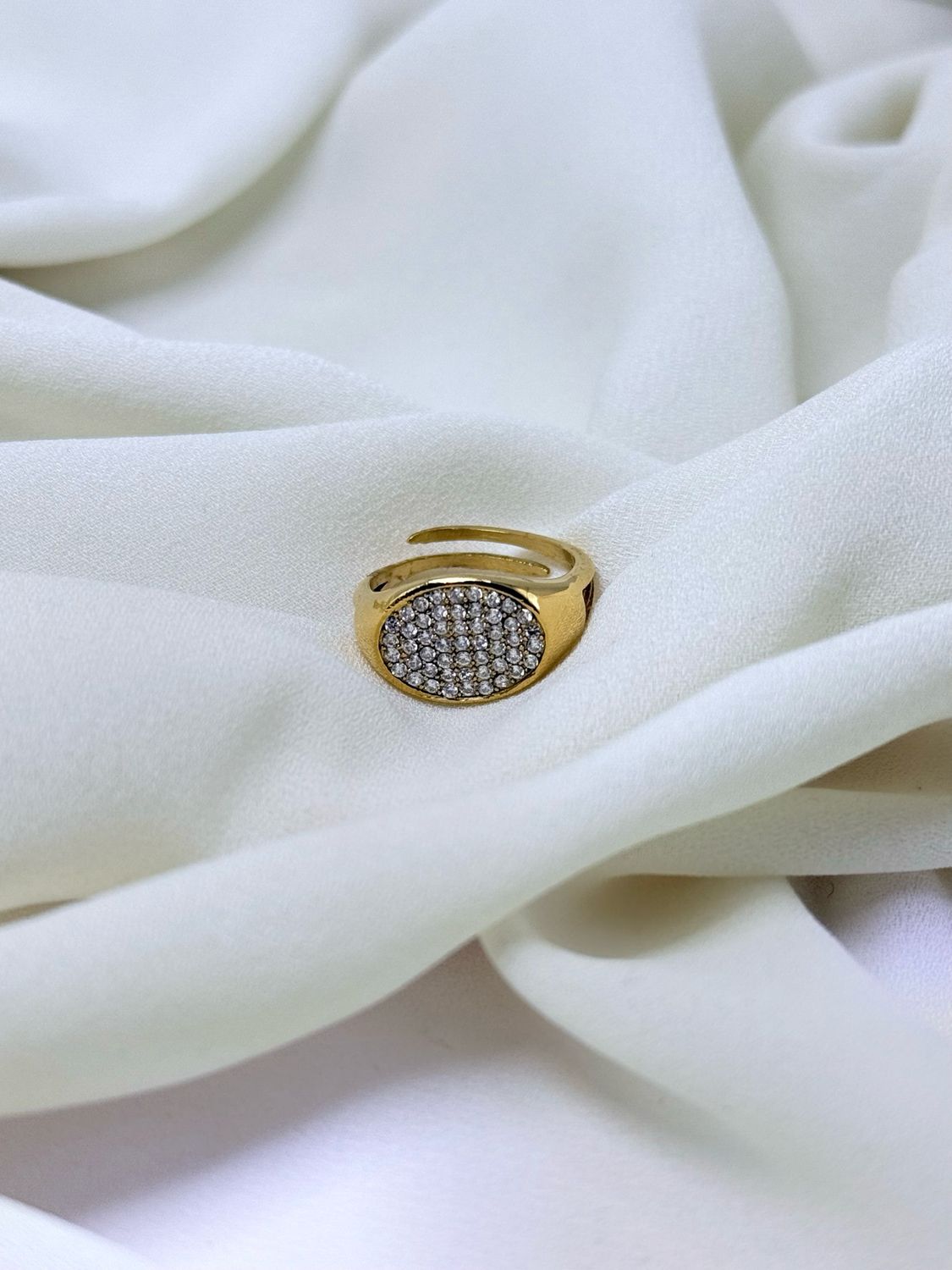 Anello chevalier ovale gold