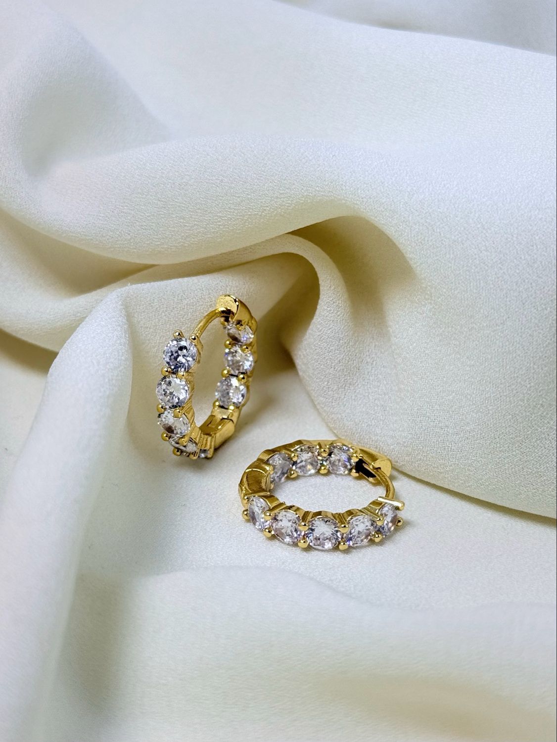 Hoop bubble white gold