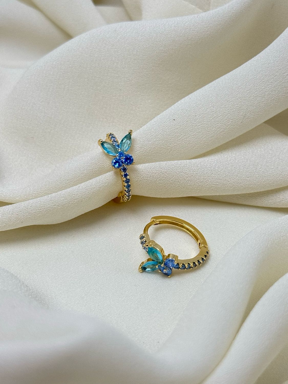 Hoop  farfalle ice blu Gold