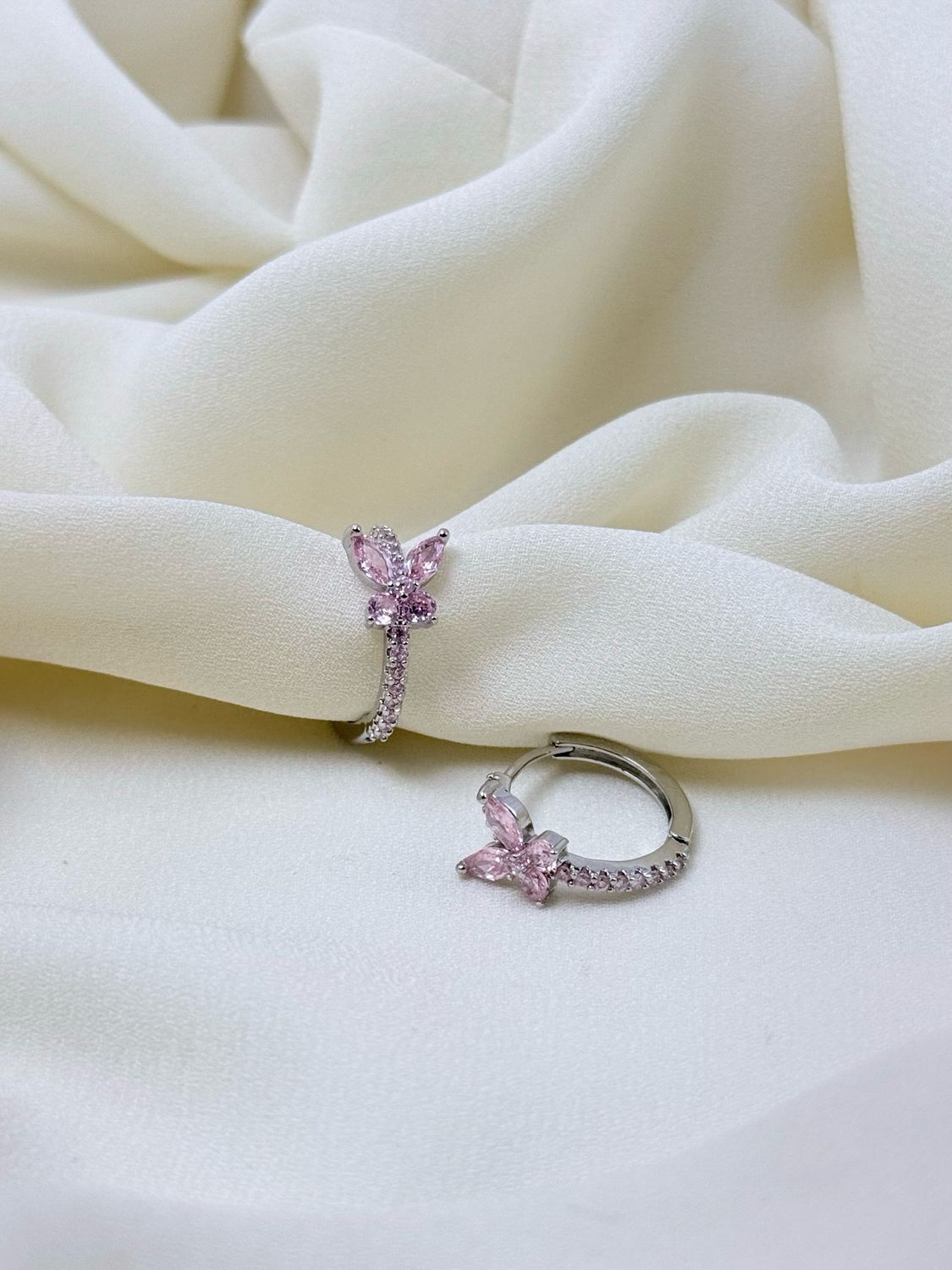 Hoop farfalle rosa silver
