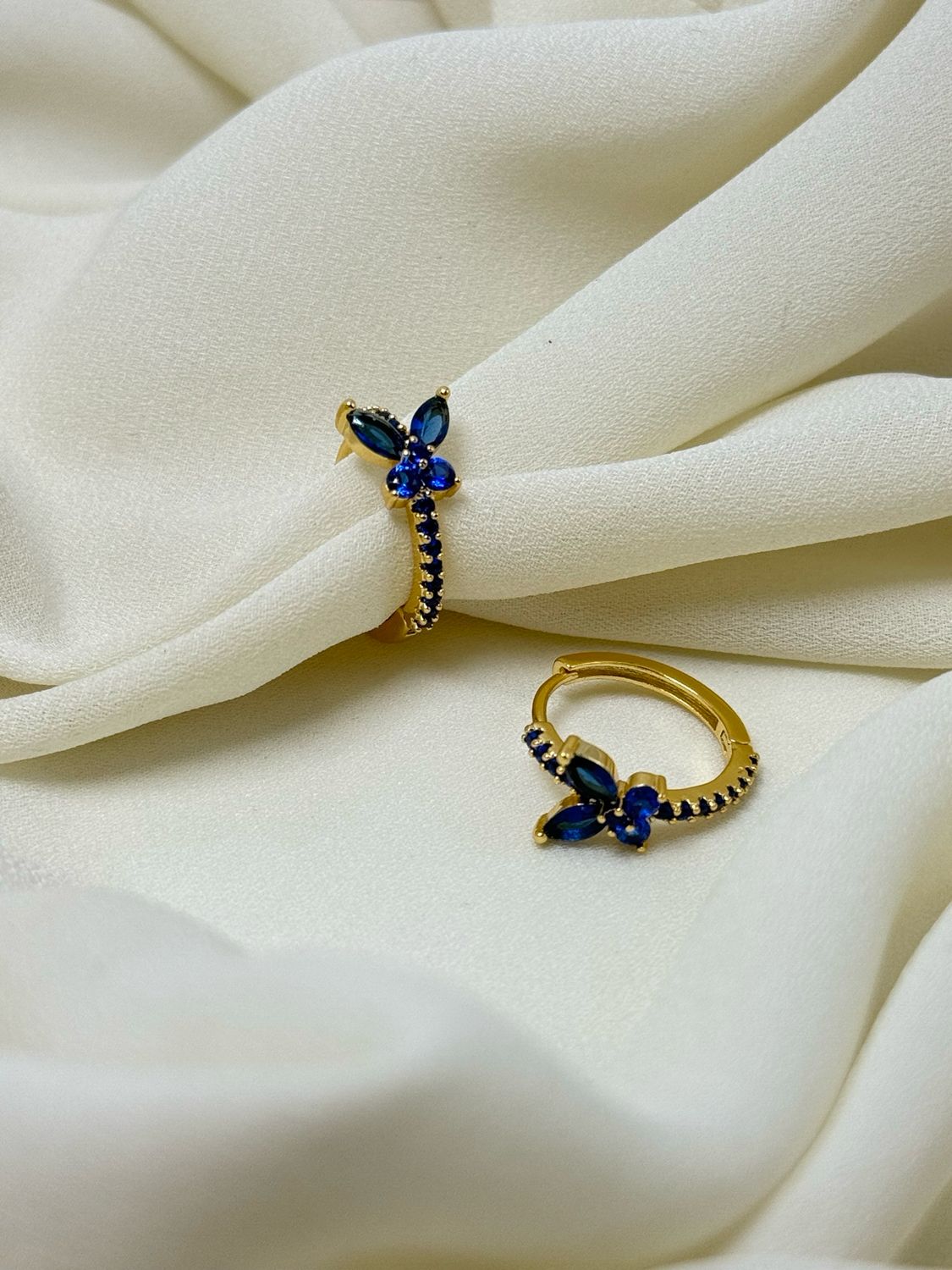 Hoop farfalle blu Gold