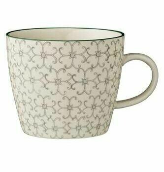 Tasse &quot;Karine&quot; (weiß-Muster)