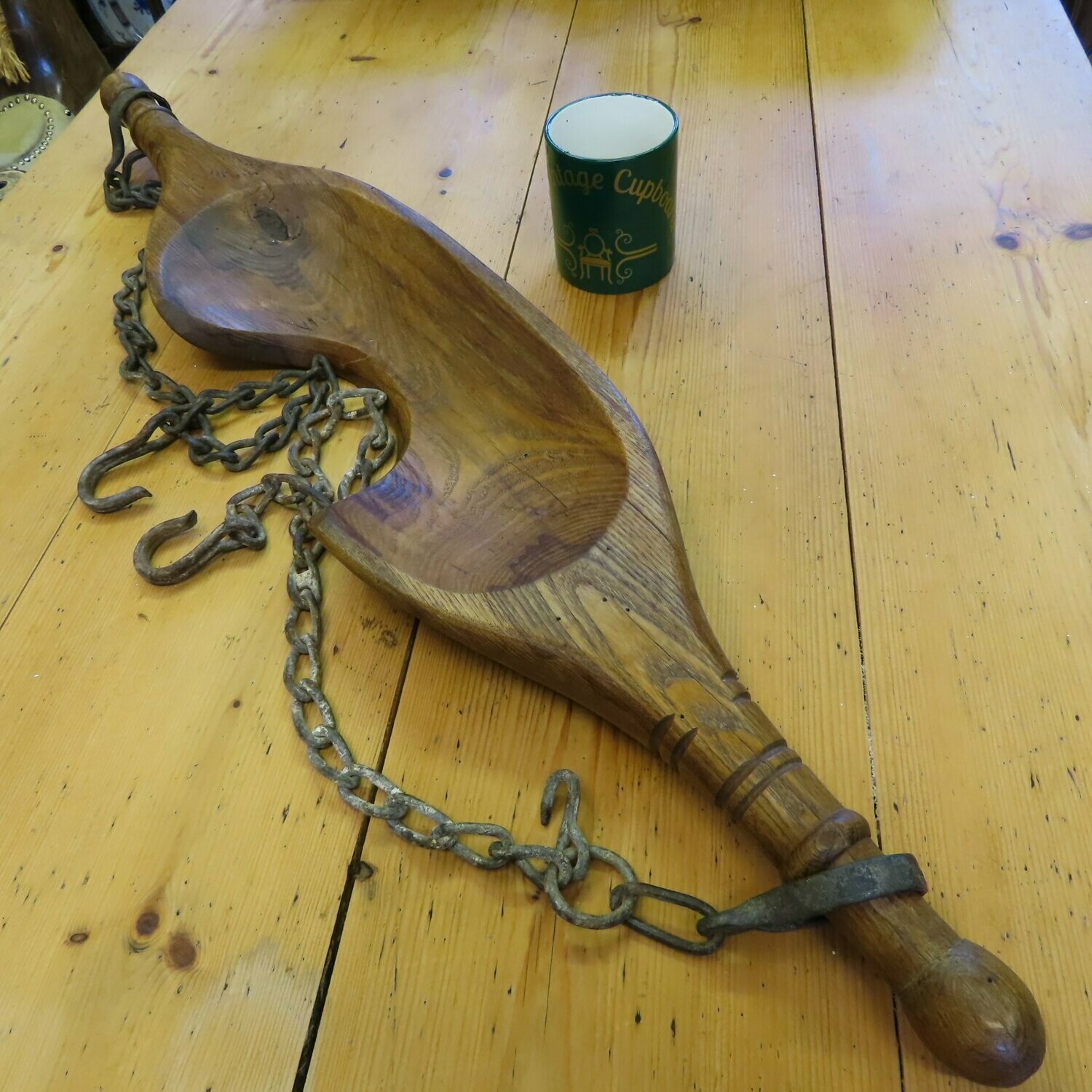 Antique  Milk maids Yoke with original chains. Very decorative