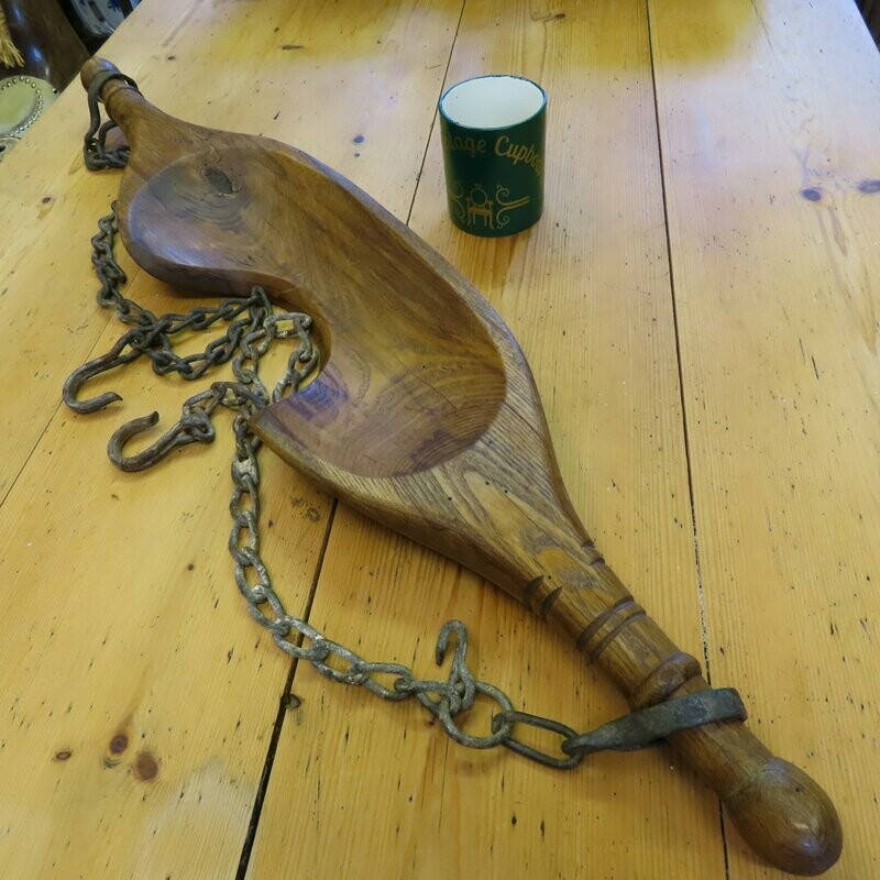 Antique  Milk maids Yoke with original chains. Very decorative