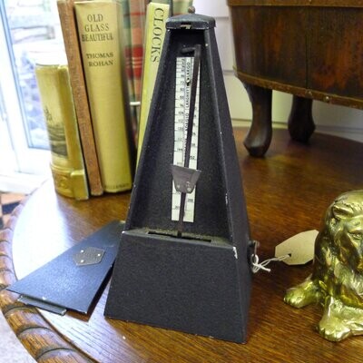Antique Metronome Working