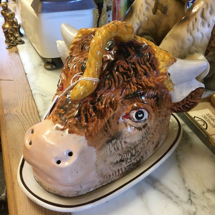 Antique Cows head platter. Unmarked but probably Staffordshire