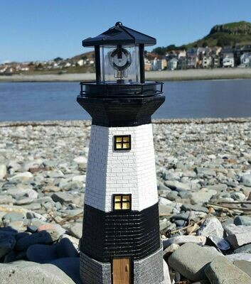 SOLAR POWERED LIGHTHOUSE ROTATING LED GARDEN LIGHT HOUSE DECOR UK