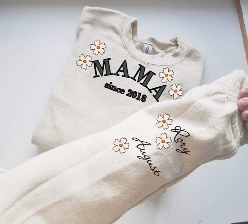 Mama personalised sleeve sweater (flowers)