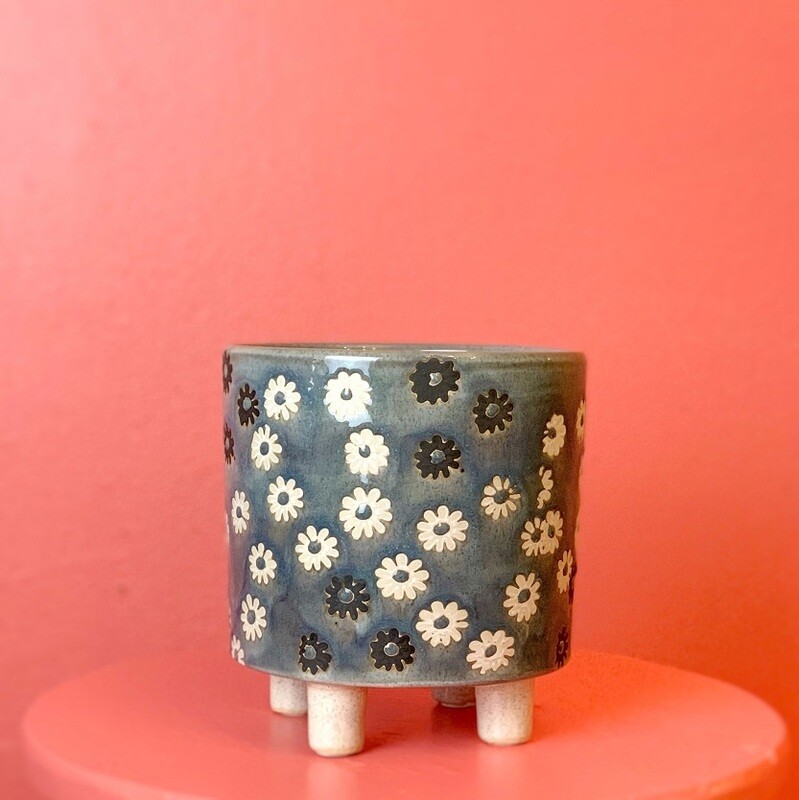 5" Blue Daisy Footed Ceramic