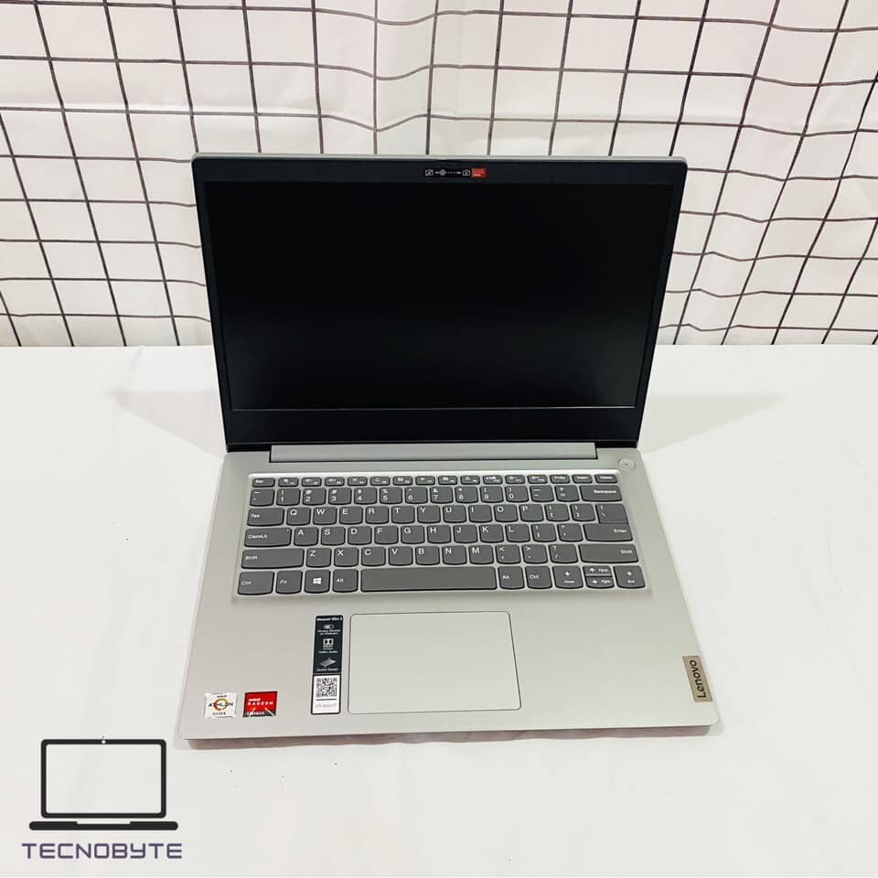 Lenovo IdeaPad 3 81W0 14.0