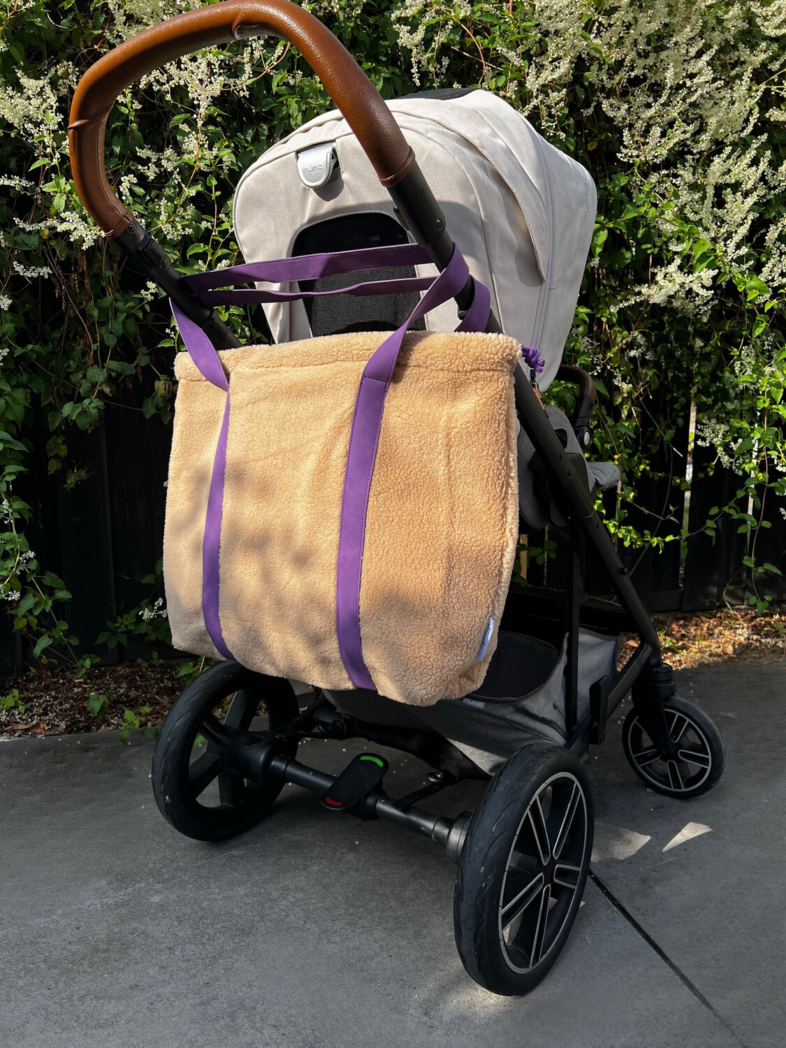 Teddy Noev Beige Mom Bag