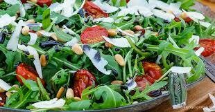 Salade geitenkaas met honing en spek Salade geitenkaas met honing en spek