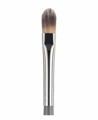 КИСТЬ ДЛЯ НАНЕСЕНИЯ КОНСИЛЕРА - PETIT CONCEALER BRUSH 130V