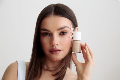 COLLAGEN MOISTURIZING FOUNDATION