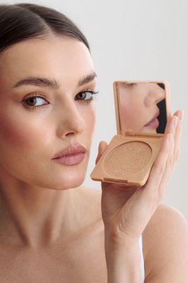 ХАЙЛАЙТЕР - PAESE WONDER GLOW HIGHLIGHTER