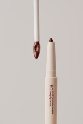 LŪPU ZĪMULIS - PAESE TASTY LIPS CREAMY LIP LINER
