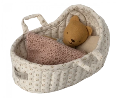 Carry Cot, Micro