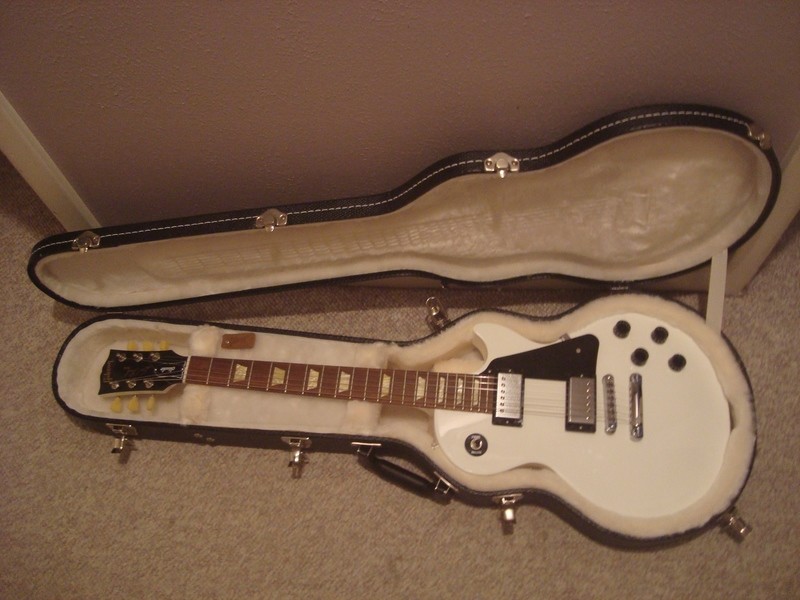 2013 Gibson Les Paul (All White)