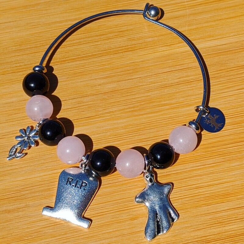 Pushing Up Daisies Bangle Charm Bracelet