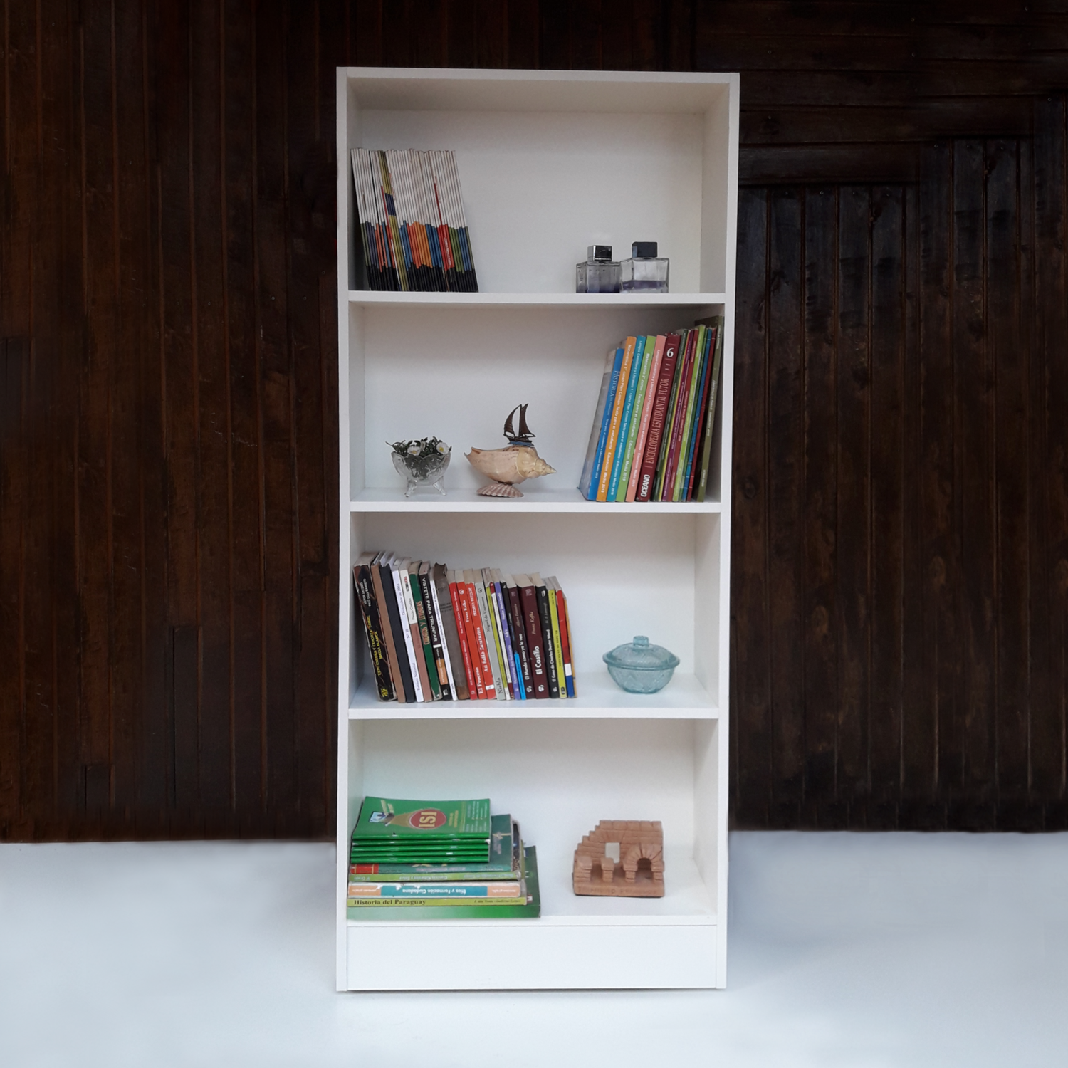 ESTANTERÍA MINIMALISTA