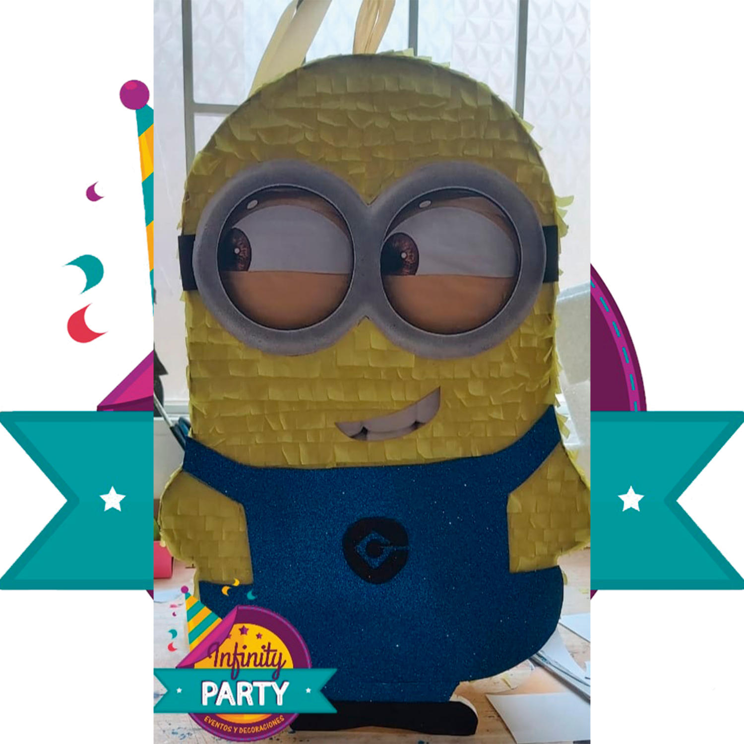 Piñata temática Minion mediano