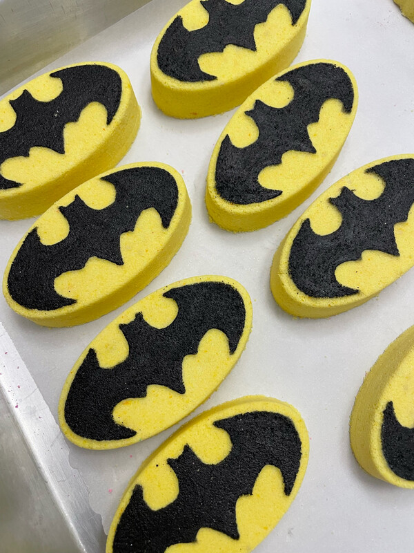 BATMAN FOAMING BATH BOMB