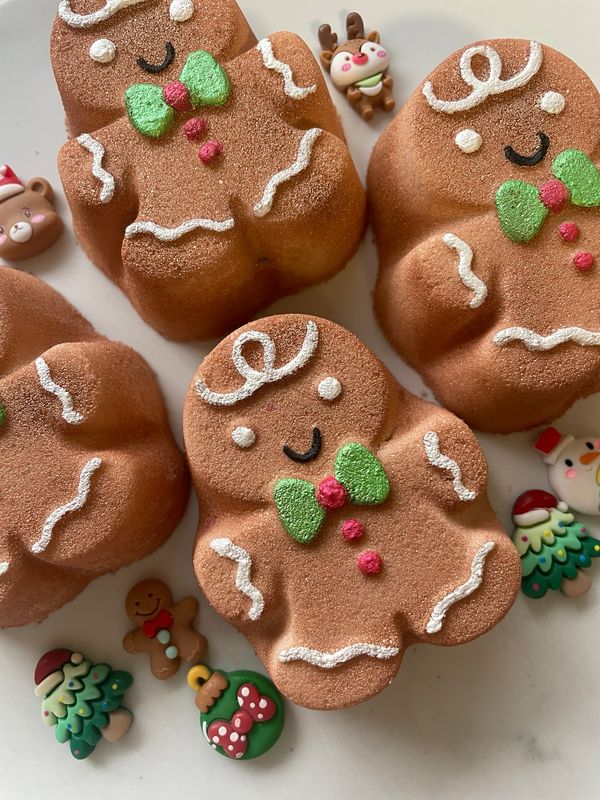 Gingerbread Man w/ SURPRISE Toy