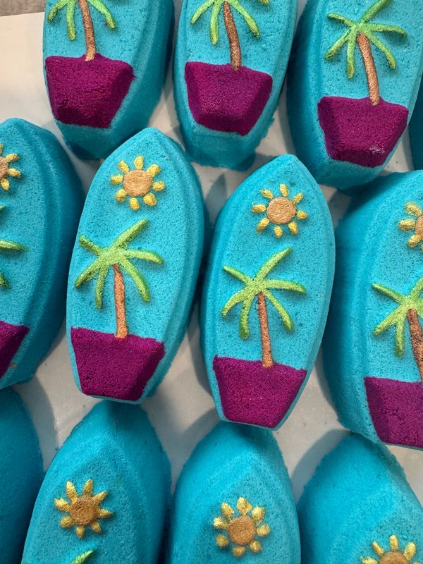 Surf Board Bath Bomb