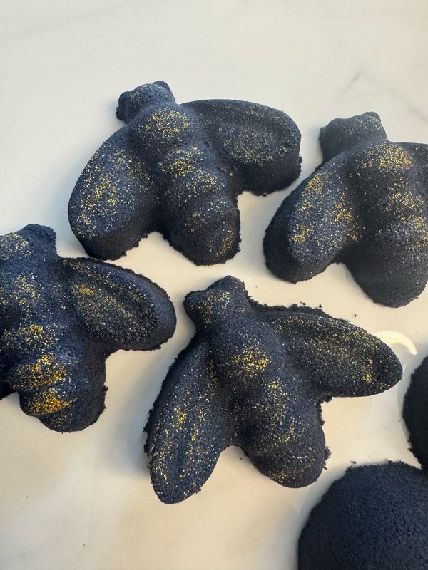 Mini moth/ SKULL 💀 Bath Bombs