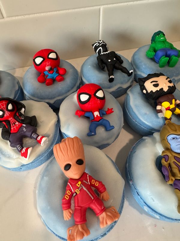 Donut Bath Bomb With Toy Topper!