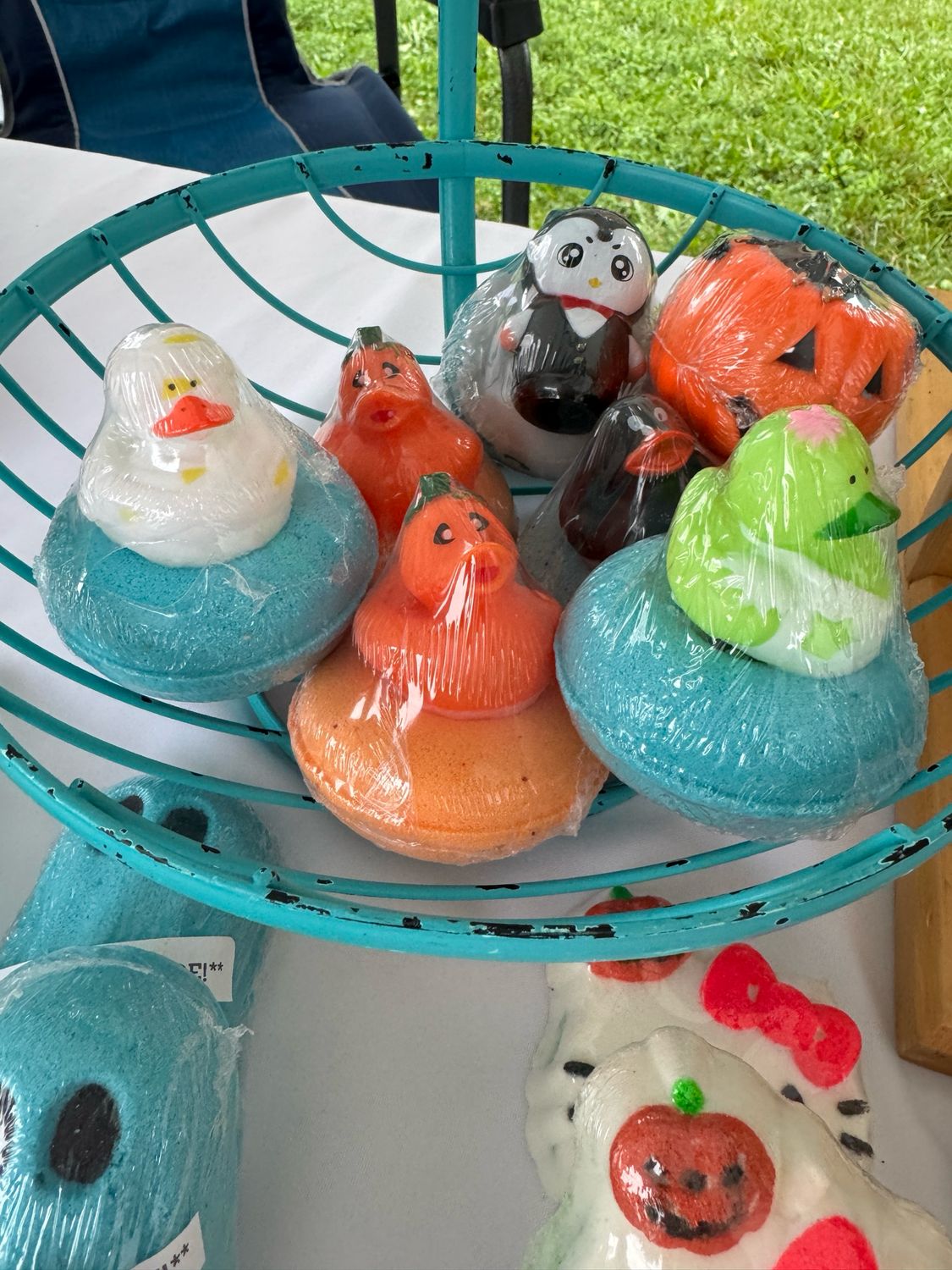 Halloween Donut Bath Bomb With Toy Topper!