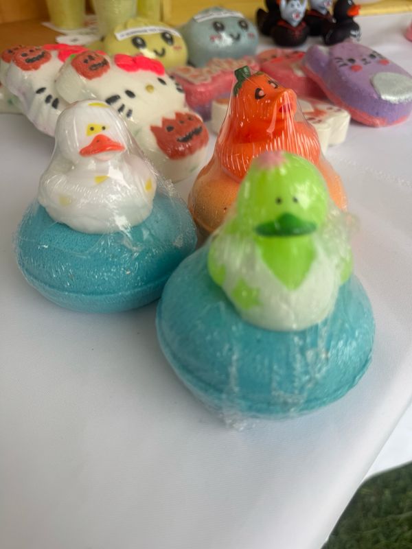 Halloween Donut Bath Bomb With Toy Topper!