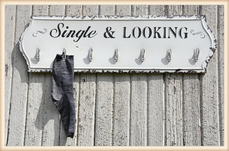 Peacock Park MW1632 Single Plaque