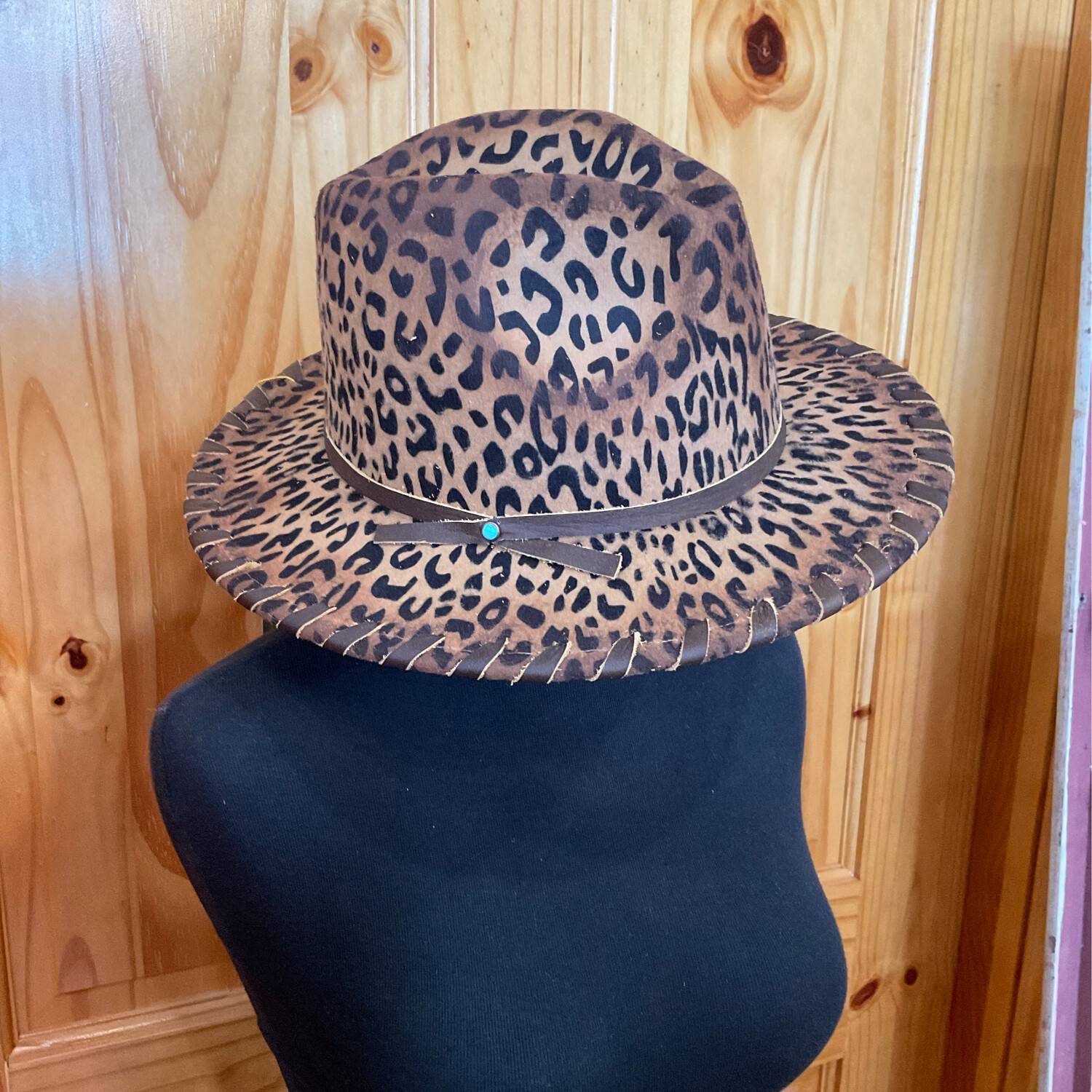 Kurtmen Fashion Hats  Leopard Brown Vintage Whip 