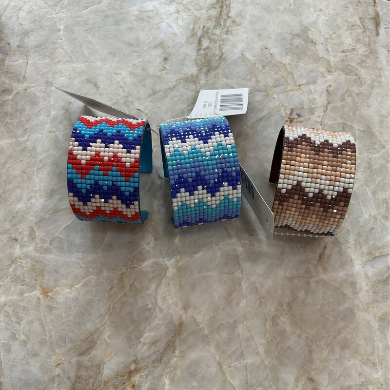 KM Design AF-60025 Zig Zag Bead Cuff