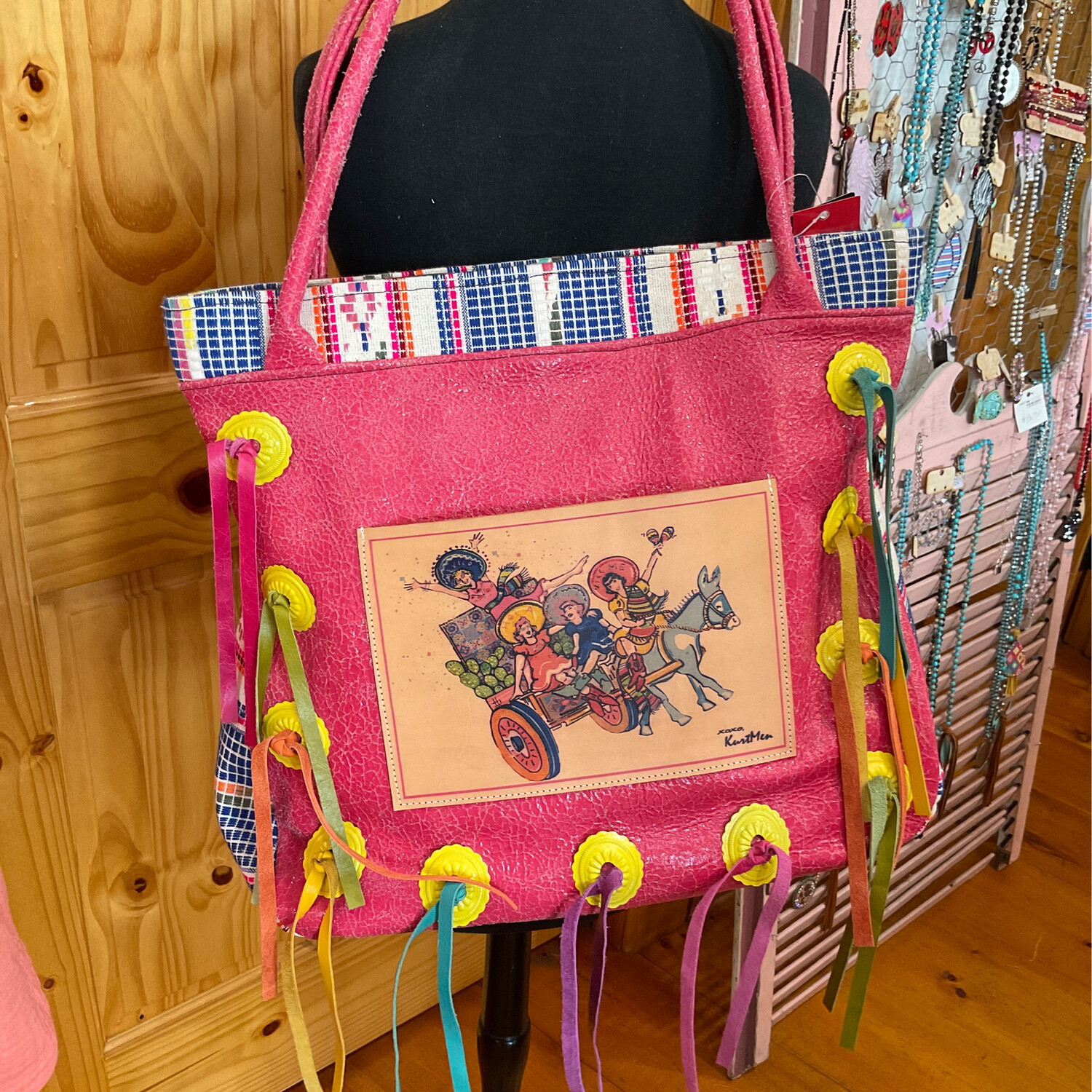 KM Design 1909-PinkCrackle Tall Weekender W/XOXO,Traveling Chicas Artwork