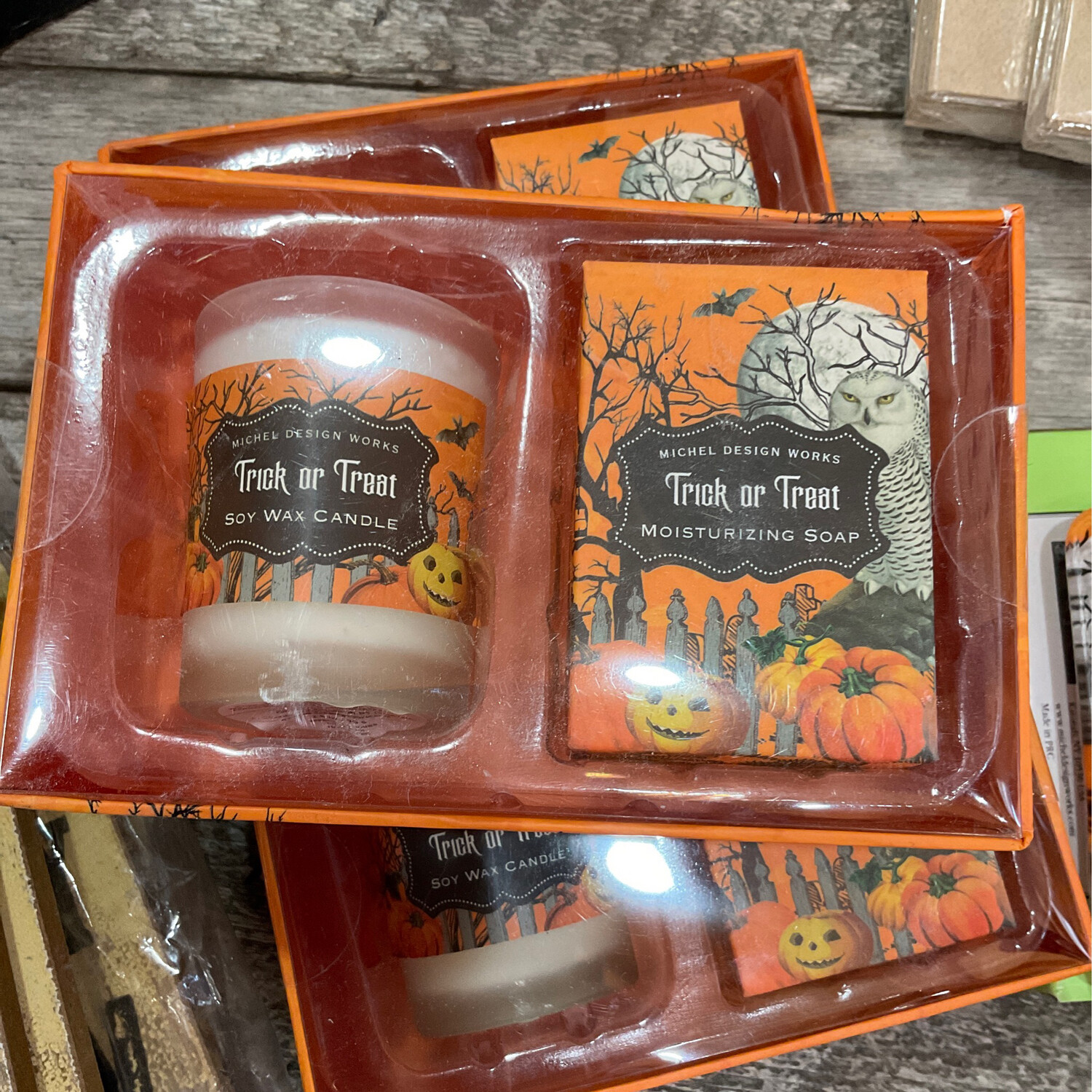 MDW CSS297 Trick R Treat Candle Soap Gift Set 