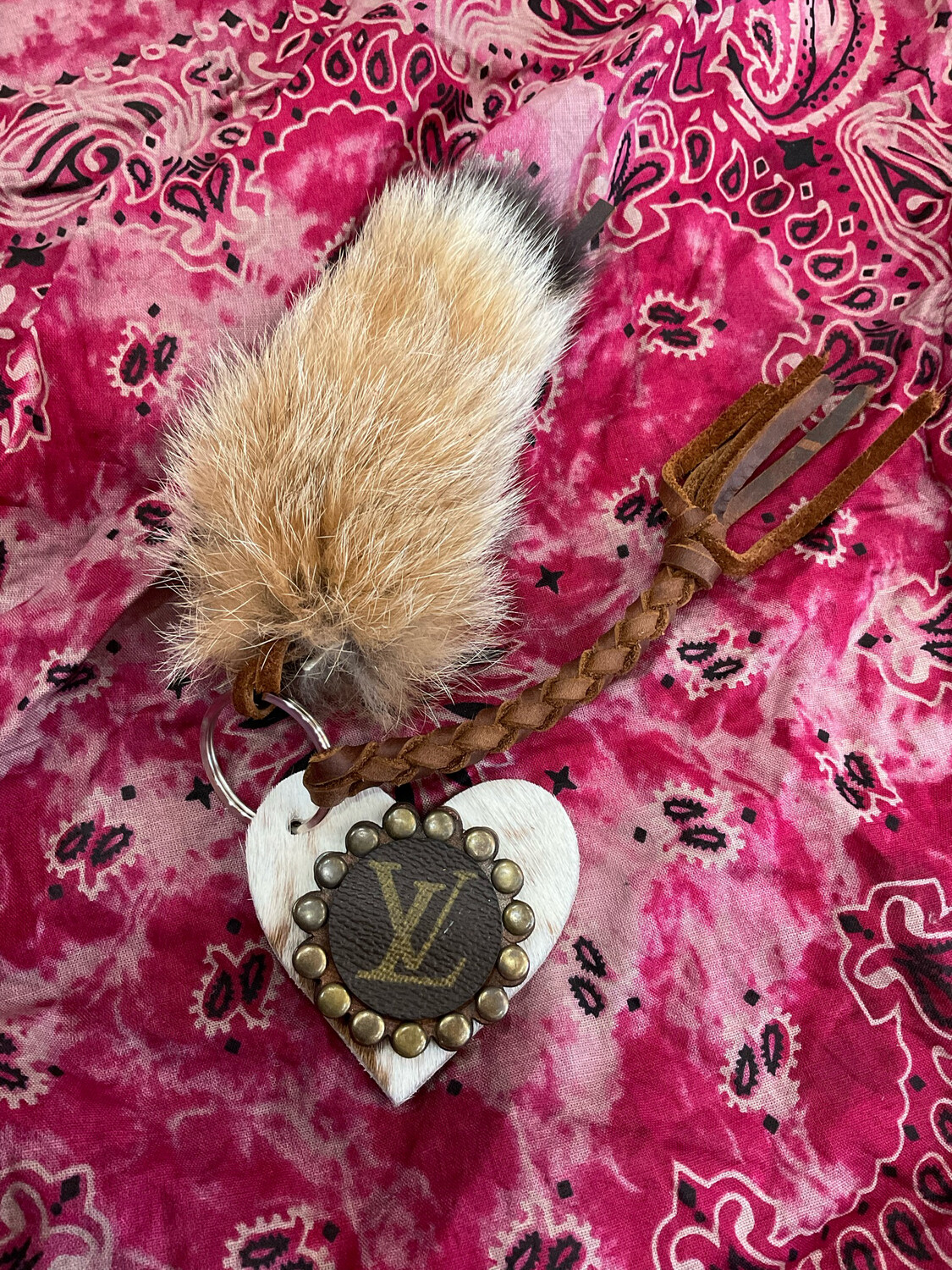 Keep It Gypsy Keychain W/LV, Heart & Furry Tail 