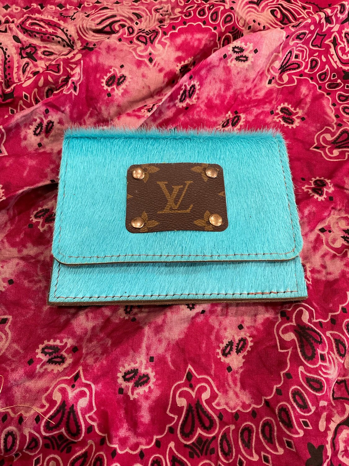 Keep It Gypsy Flora Turquoise Cowhide W/XL Emblem Wallet 