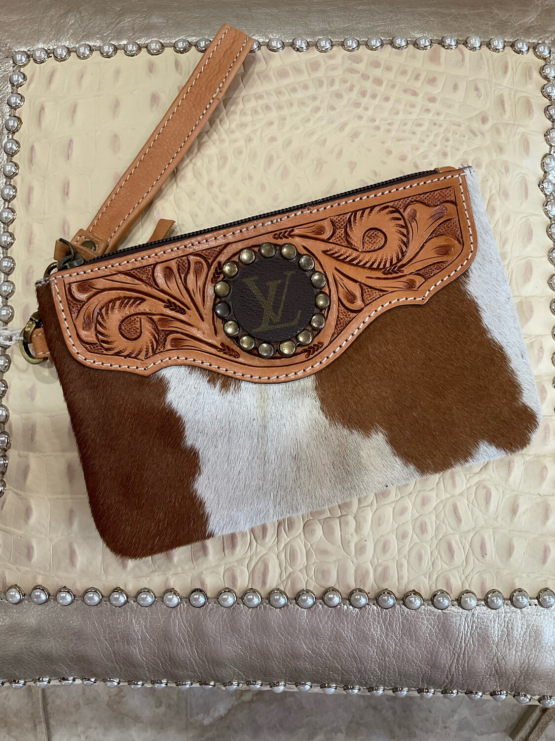 Keep It Gypsy Toole/Cowhide Leather Wristlet Bag 