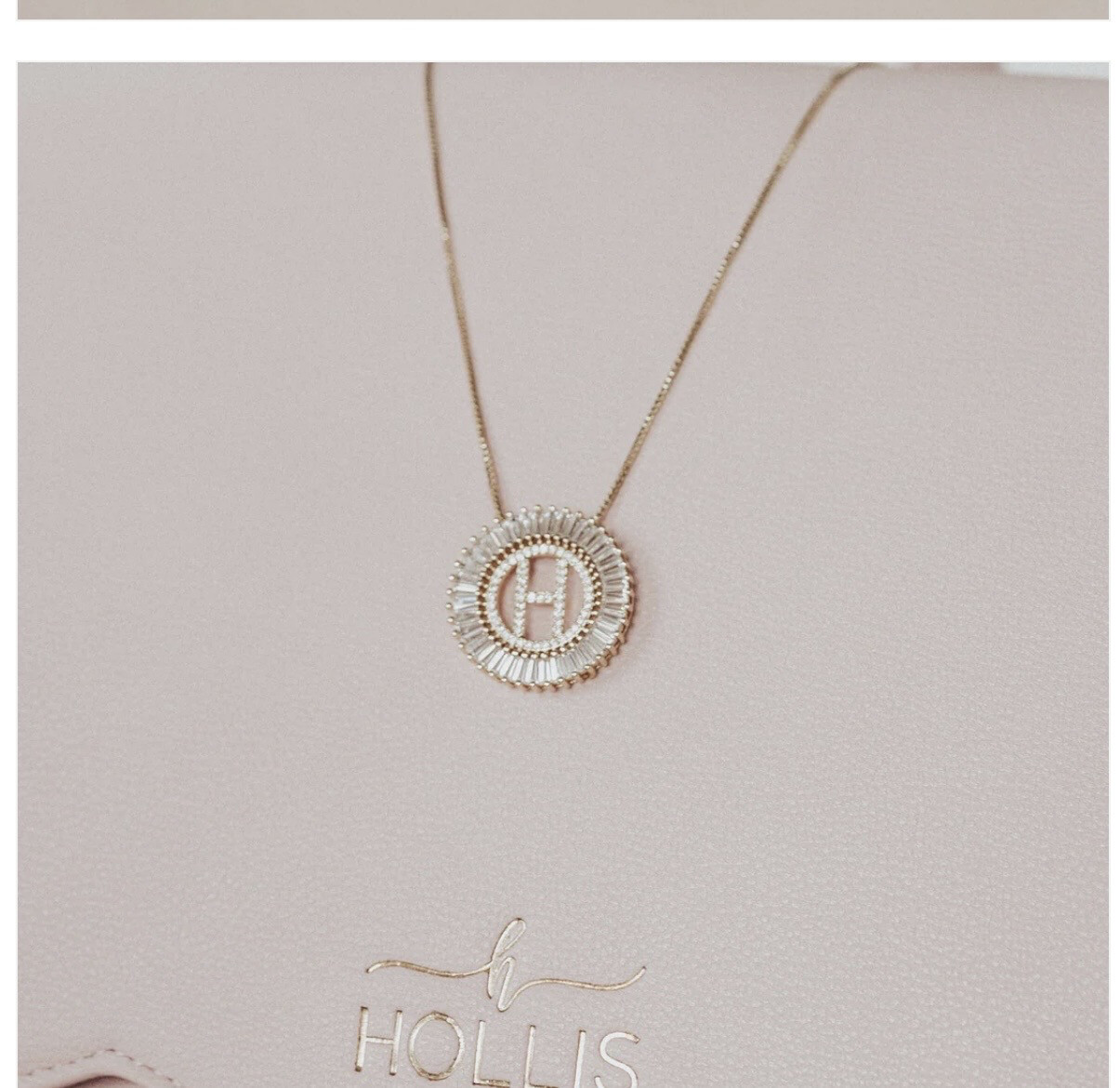 Hollis Glam Initial Necklace (N)