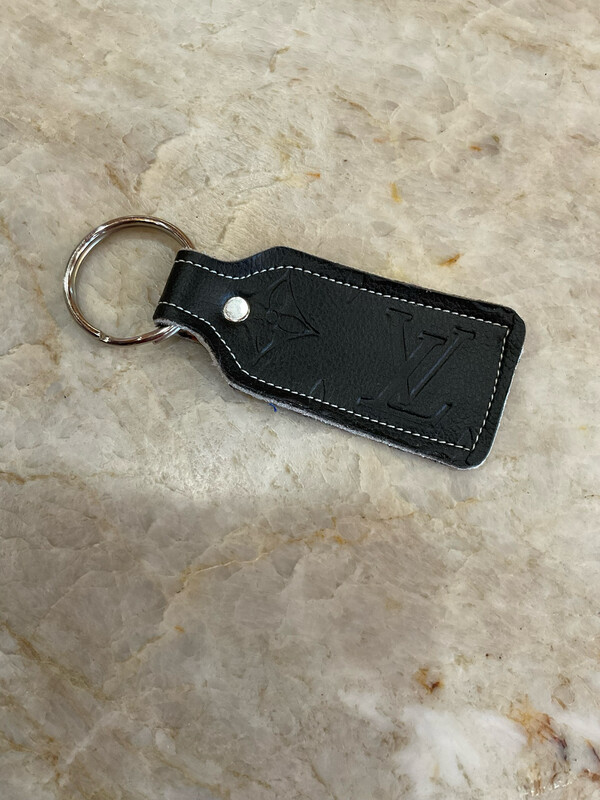 reSCENTit  Key Tags Louis Vuitton 