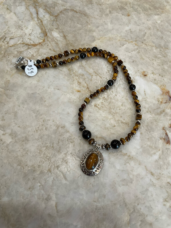 PW 283B African Turq Necklace 