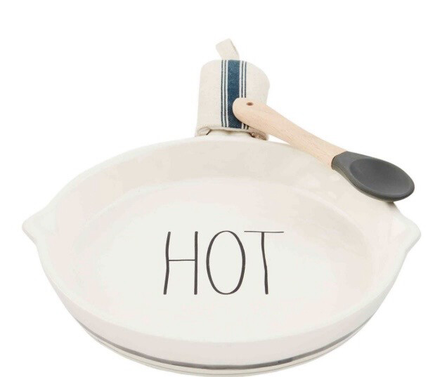 MudPie 48500302 Bistro Skillet Pan Holder Set