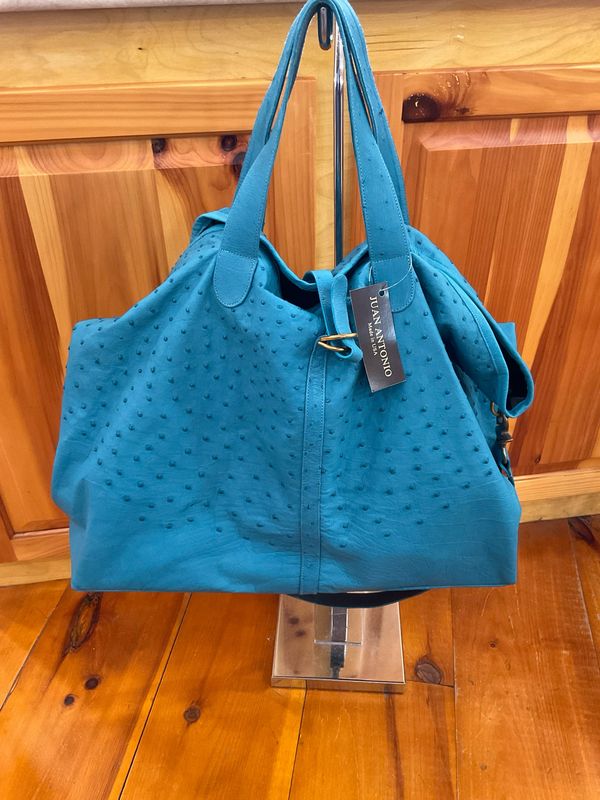 Juan Antonio 449 Turquoise Ostrich Travel Totel