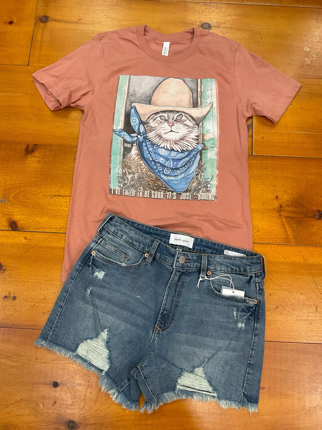 XOXO Barn Cat Tee Short