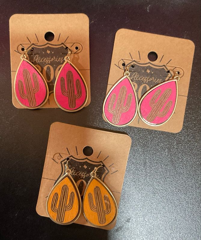 806 Accessories Cactus earrings