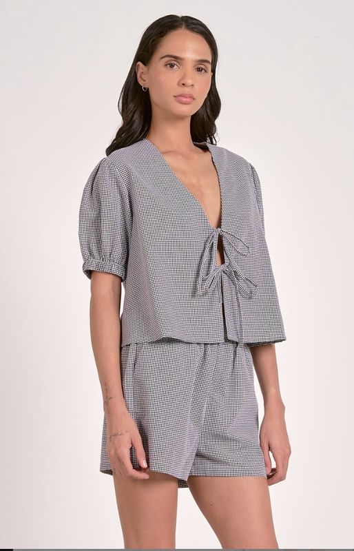 Elan SS11454 Fly/Away Top-Black Seersucker