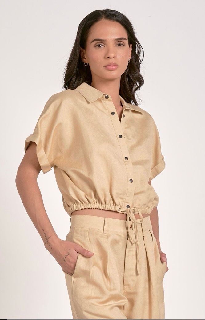Elan LW11452 Button Down Crop-khaki